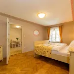 Kajovska 63 公寓