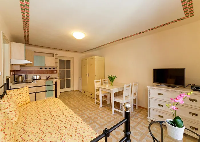 Kajovska 63 Апартаменты *